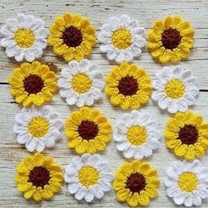 Crochet Flowers Multi-color Daisy Handmade Decorations Crafts DIY Sewing Sew-On